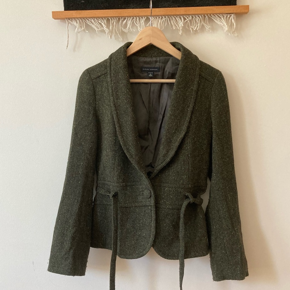 Banana Republic hunter green tie waist blazer
